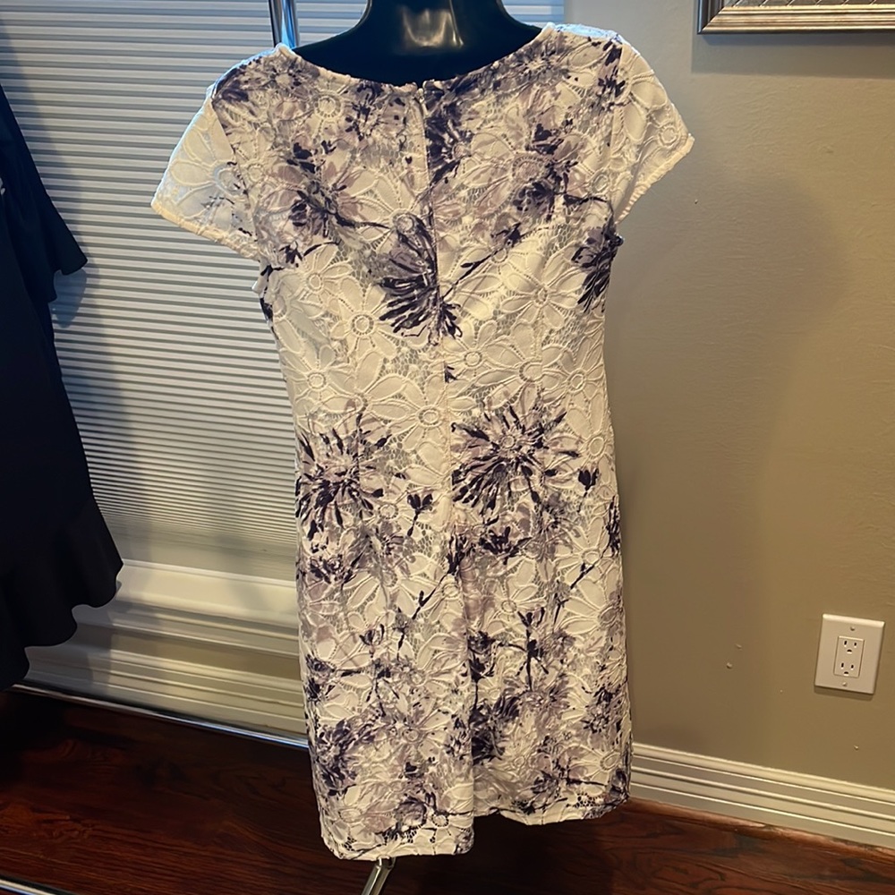Dress - Picture 2 of 4